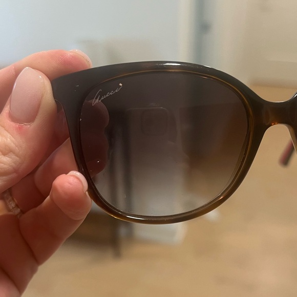 Gucci sunglasses from Italy - Picture 7 of 7